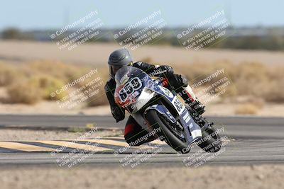 media/Nov-16-2025-Race Pace (Sun) [[8c5fa54630]]/Verified Riders/9-Turn 16 (150pm)/